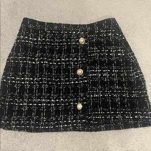 Chic Tweed Mini Skirt with Pearl Details